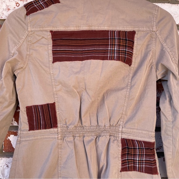 🦞3/$30🦞 Reworked | Patchwork Beige Utility Jacket - Picture 8 of 10